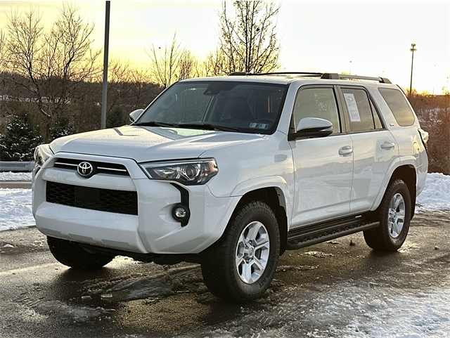 2021 Toyota 4Runner SR5 Premium's photo