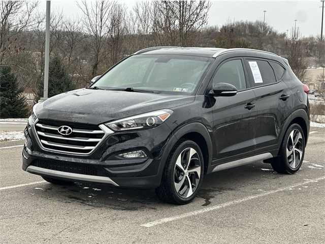 2017 Hyundai Tucson Sport's photo