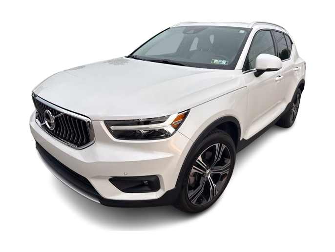 Thumbnail: 2021 Volvo XC40 - 1