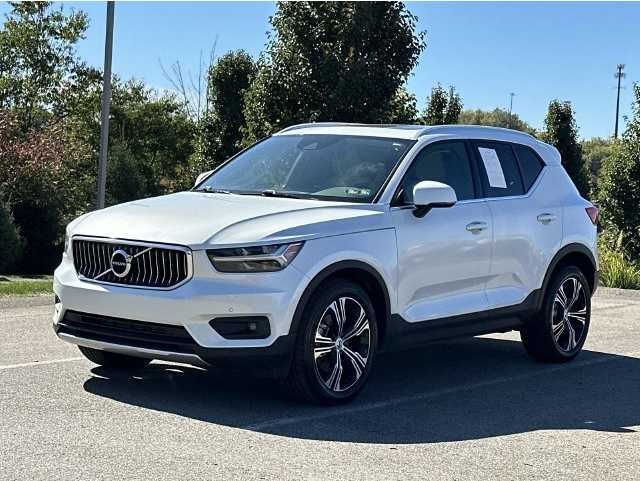 2021 Volvo XC40 Inscription