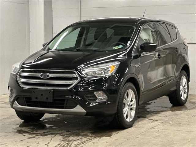 2017 Ford Escape SE's photo