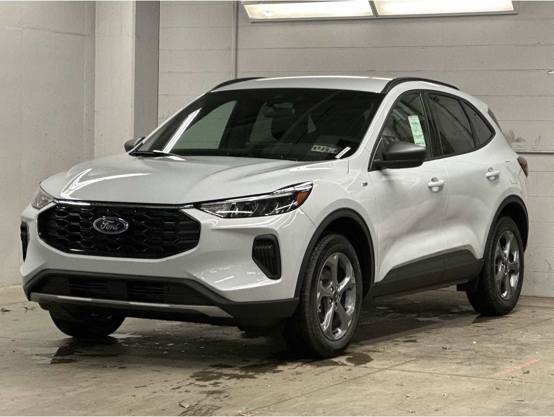 2026 Ford Escape ST-Line's photo