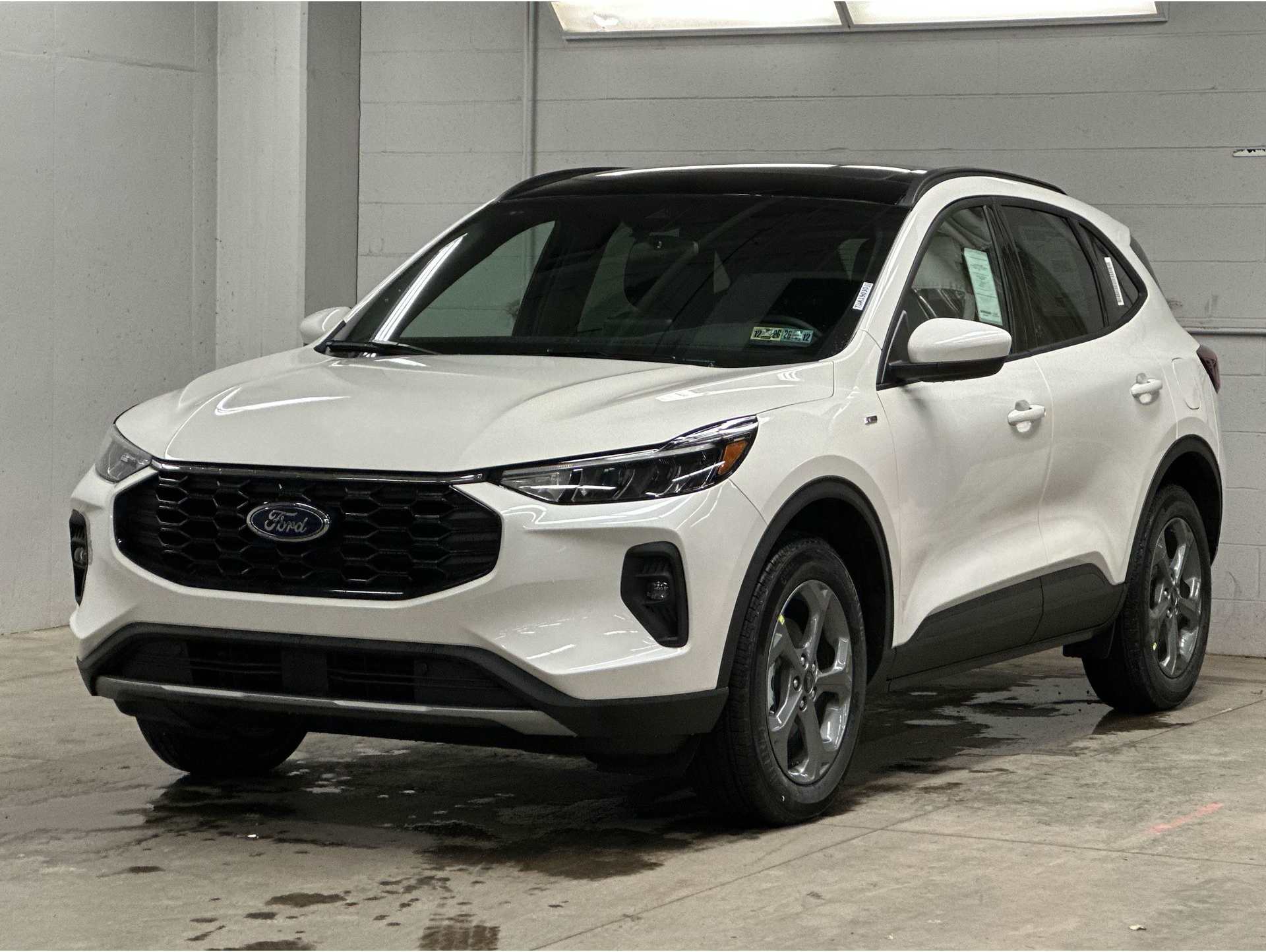 2026 Ford Escape SEL's photo