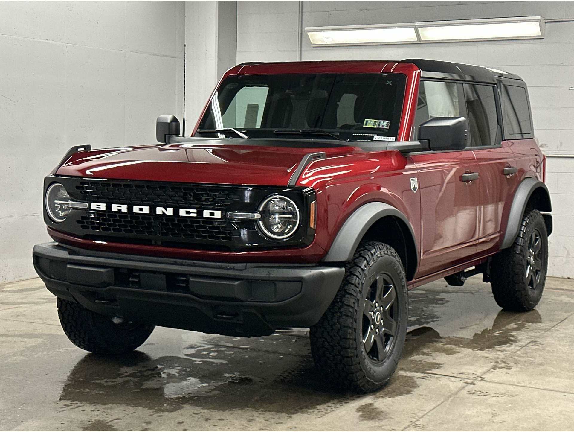 2025 Ford Bronco 4-Door Big Bend's photo