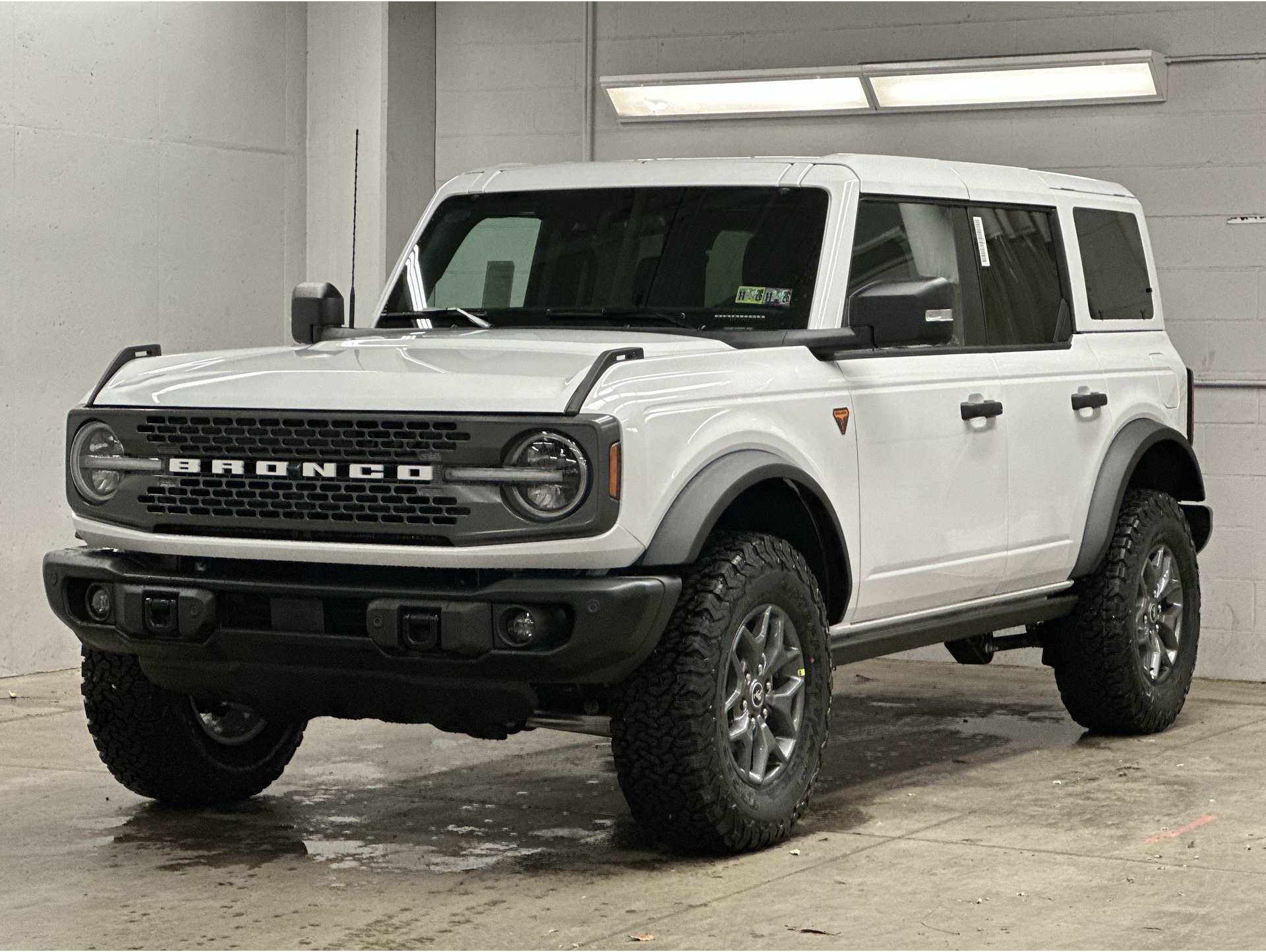 2025 Ford Bronco 4-Door Badlands's photo