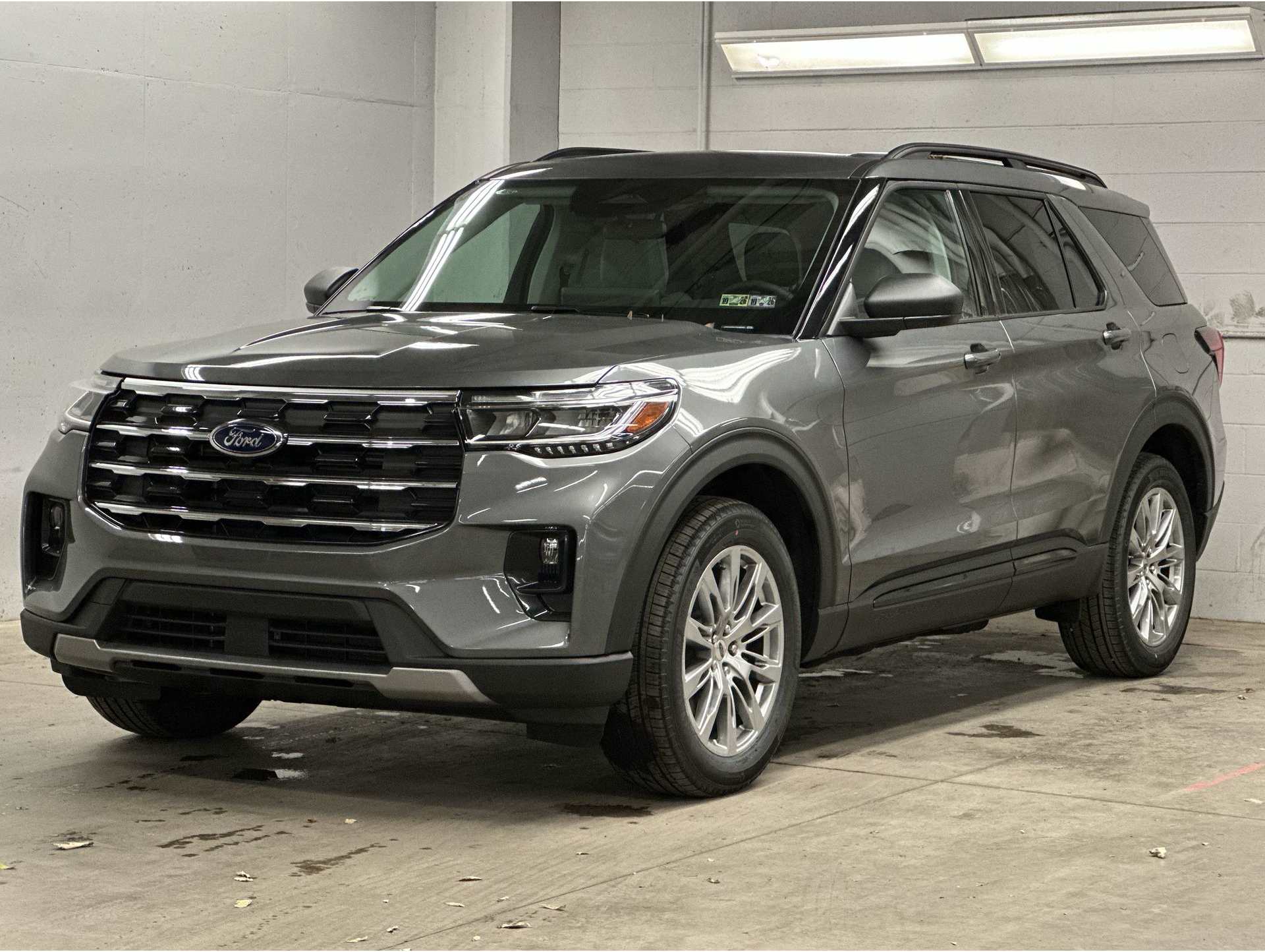 2026 Ford Explorer Active's photo