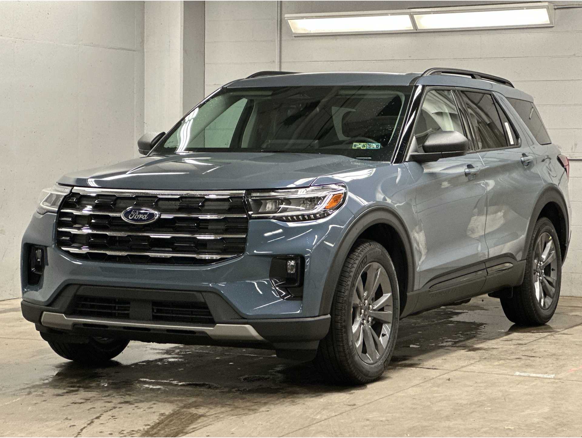 2026 Ford Explorer Active's photo