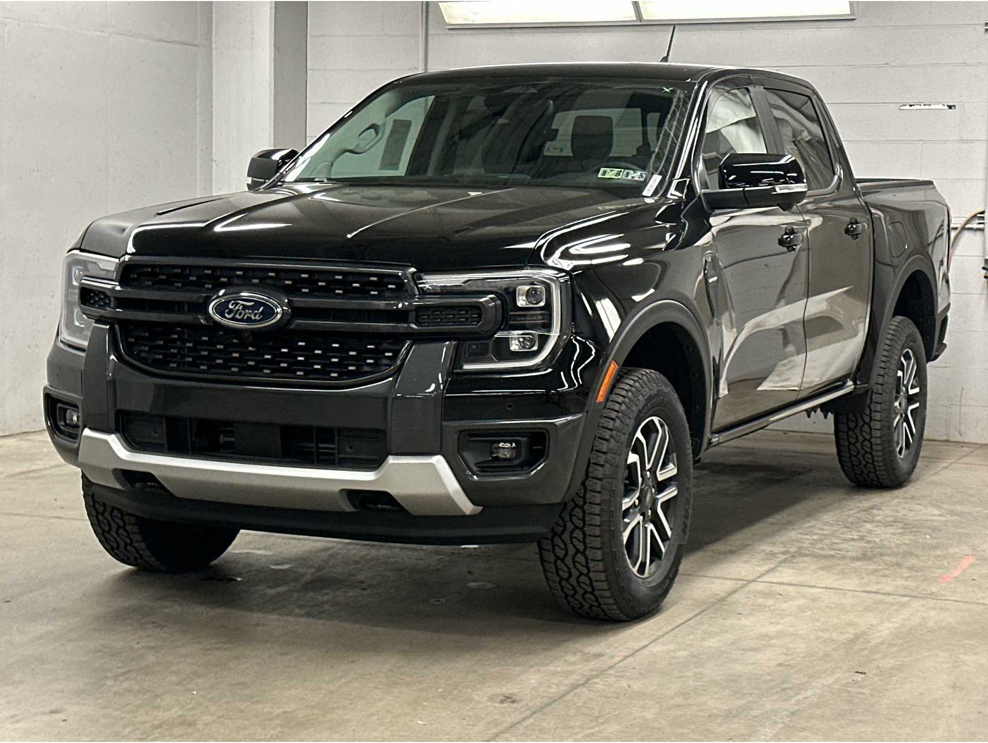 2025 Ford Ranger Lariat's photo