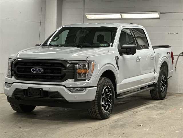 2021 Ford F-150 XLT's photo