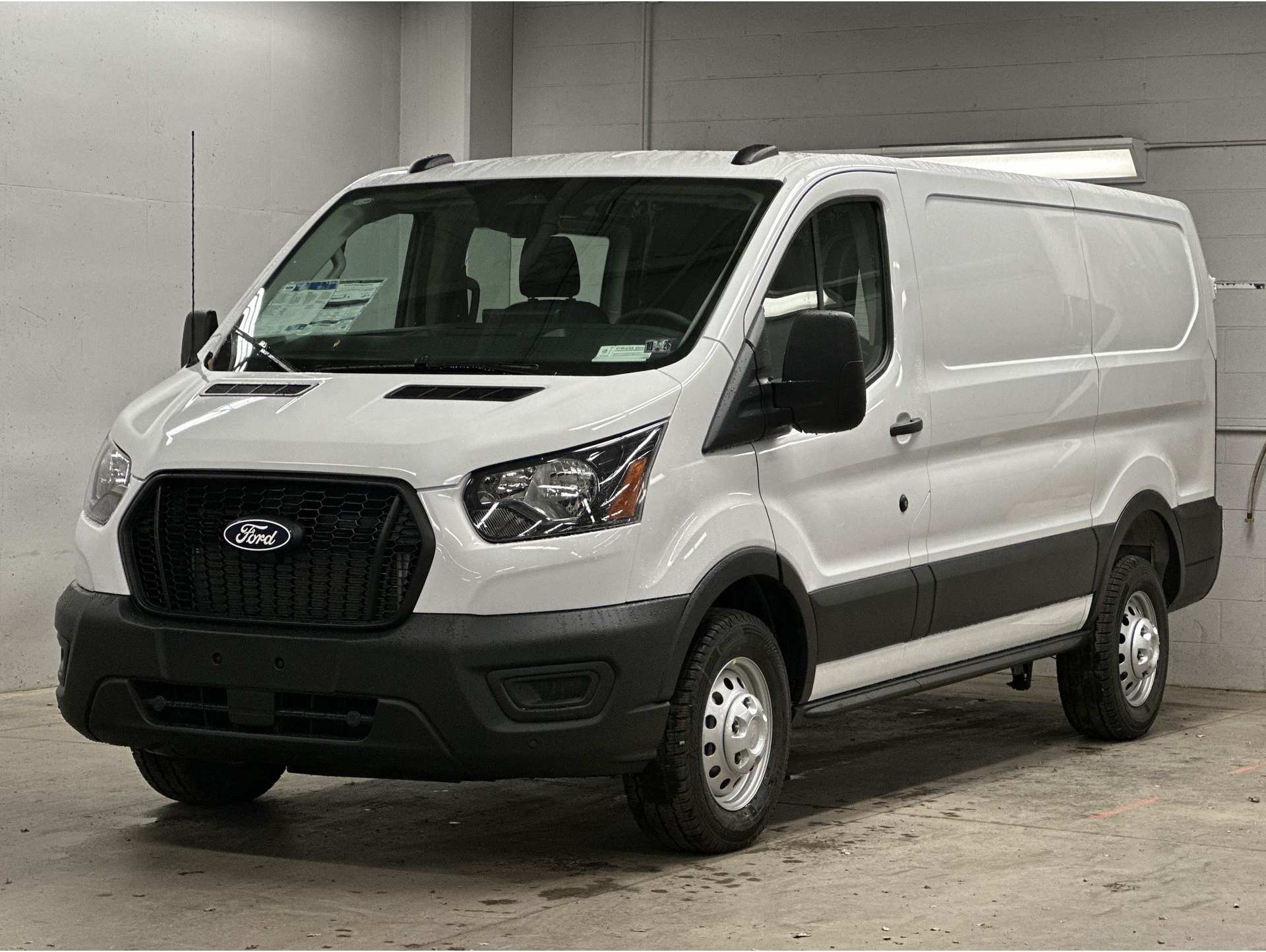 2026 Ford Transit Van Base's photo