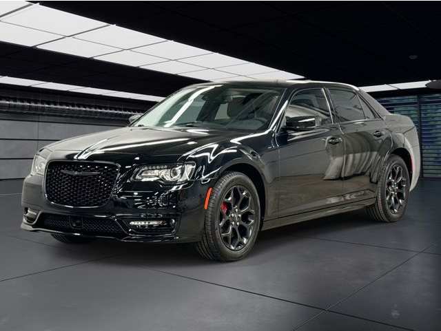 2022 Chrysler 300 Touring L