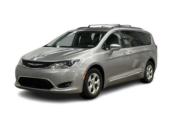 2017 Chrysler Pacifica  -
                  Zalienople, PA