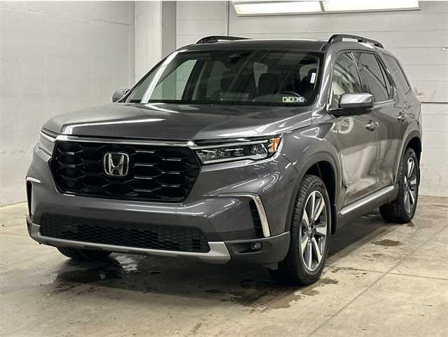 2023 Honda Pilot Elite's photo