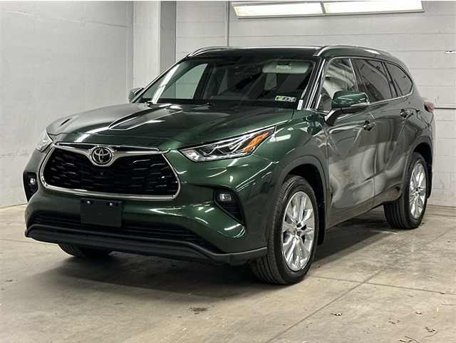 2023 Toyota Highlander L's photo