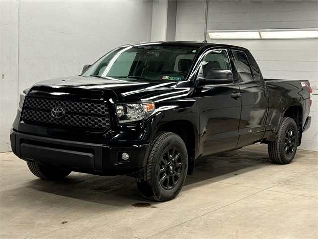2021 Toyota Tundra SR5's photo