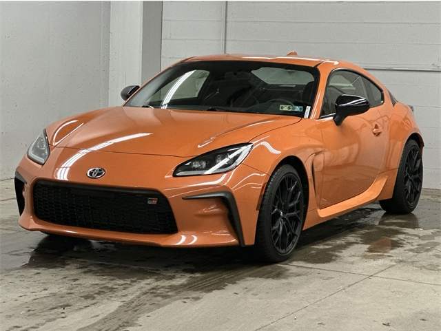 2023 Toyota GR86 10th Anniversary Edition's photo