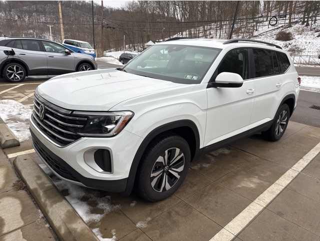 2025 Volkswagen Atlas SE's photo