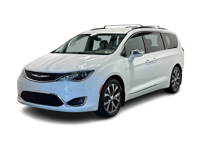 2017 Chrysler Pacifica Limited -
                  Moon, PA