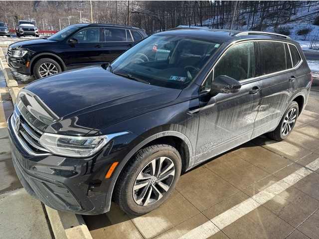 2022 Volkswagen Tiguan S's photo