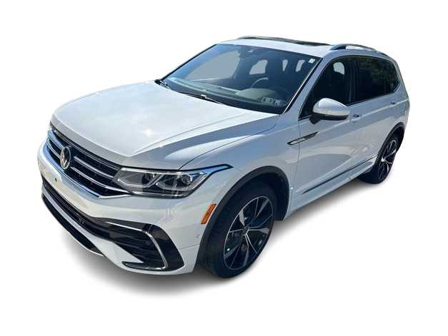 Thumbnail: 2022 Volkswagen Tiguan - 1