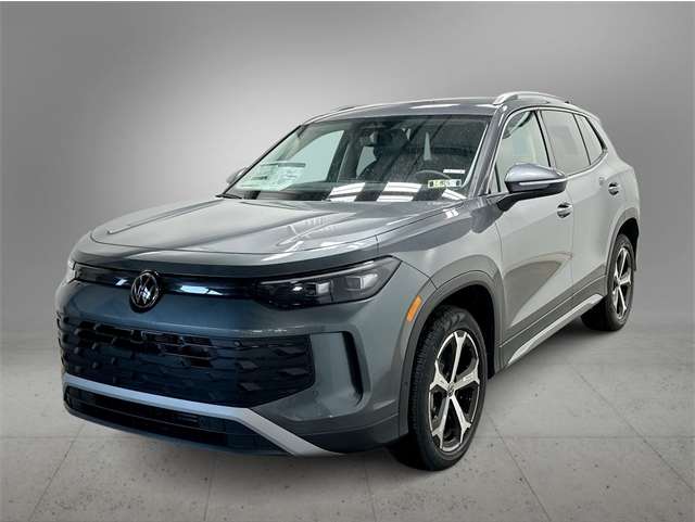 2026 Volkswagen Tiguan SE's photo