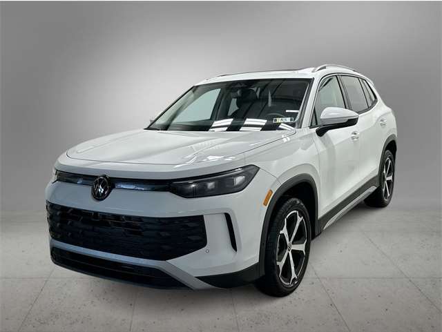 2026 Volkswagen Tiguan SE's photo