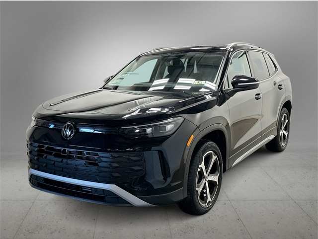 2026 Volkswagen Tiguan SE's photo