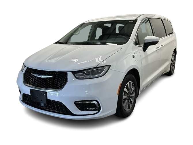 2023 Chrysler Pacifica Hybrid Touring L -
                Moon, PA