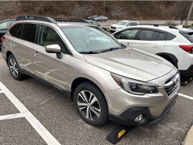 2019 Subaru Outback Limited's photo