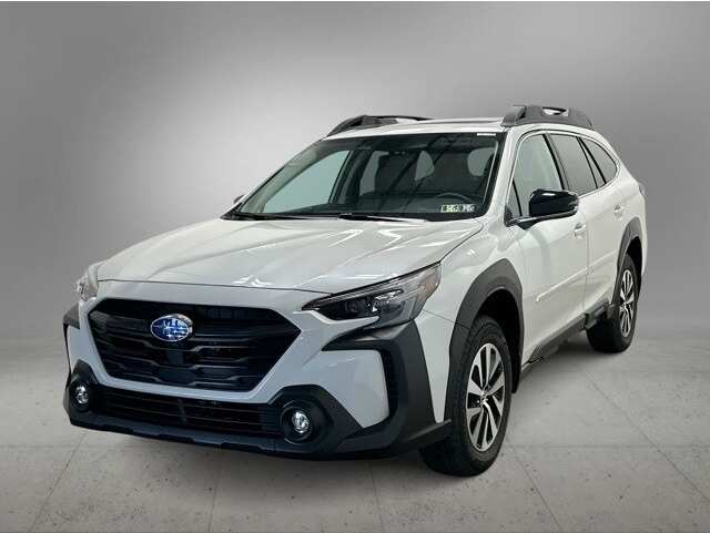 2025 Subaru Outback Premium's photo