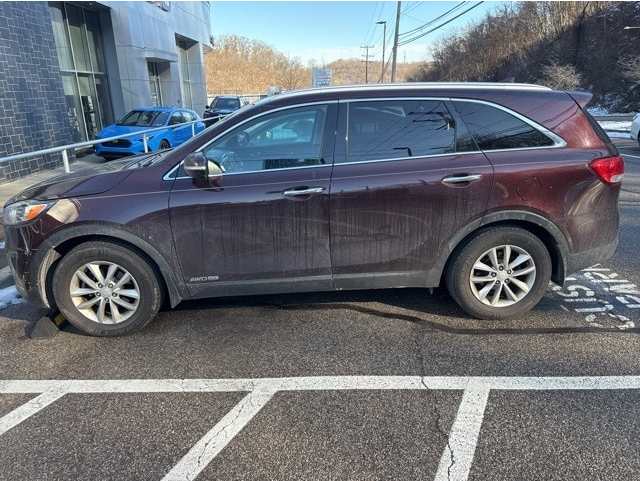 2016 Kia Sorento LX's photo