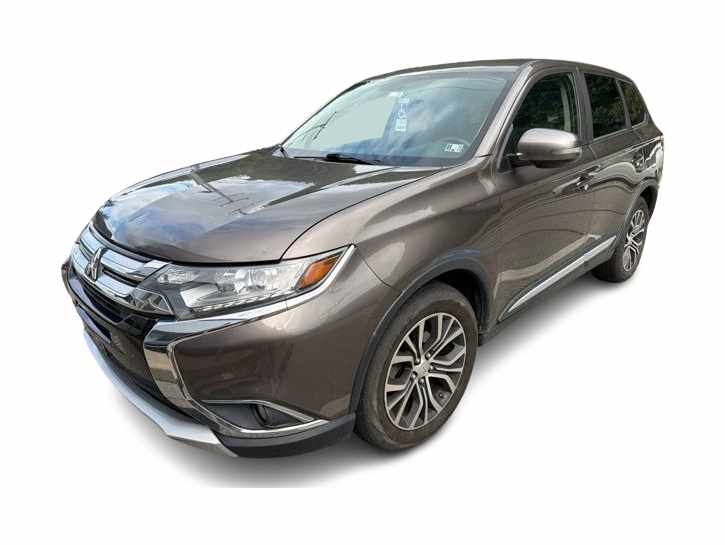 2018 Mitsubishi Outlander LE -
                  Moon, PA