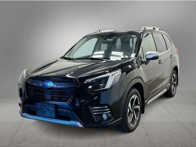2023 Subaru Forester Touring's photo