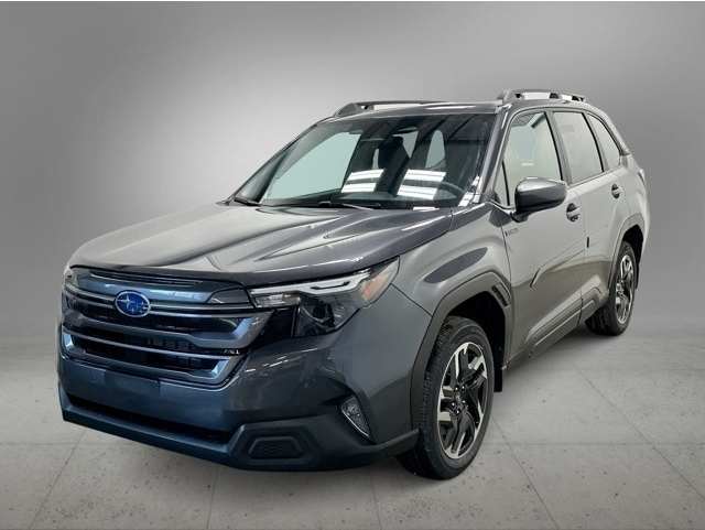 2025 Subaru Forester Premium's photo