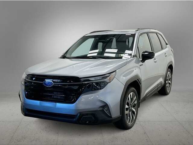 2025 Subaru Forester Touring's photo