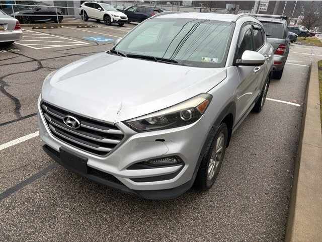 2017 Hyundai Tucson SE's photo