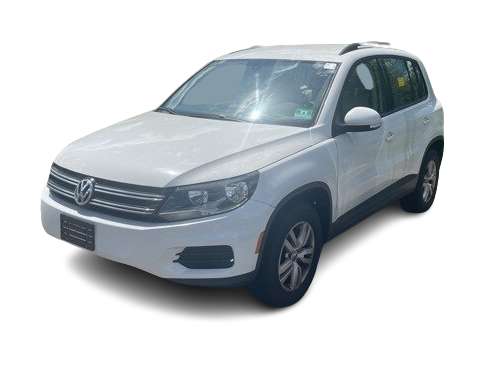 2016 Volkswagen Tiguan S -
                Moon, PA