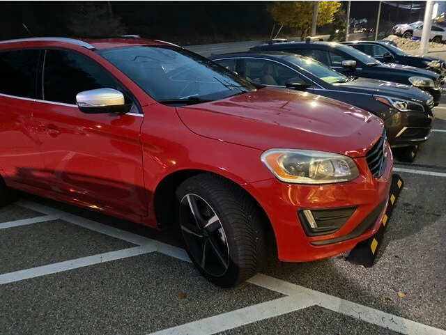 2016 Volvo XC60 T6 R-Design