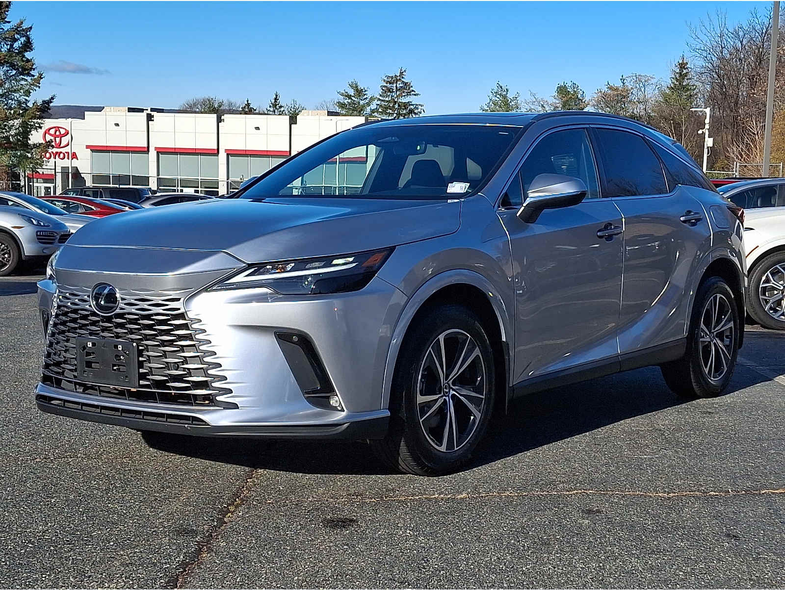 2024 Lexus RX 350's photo