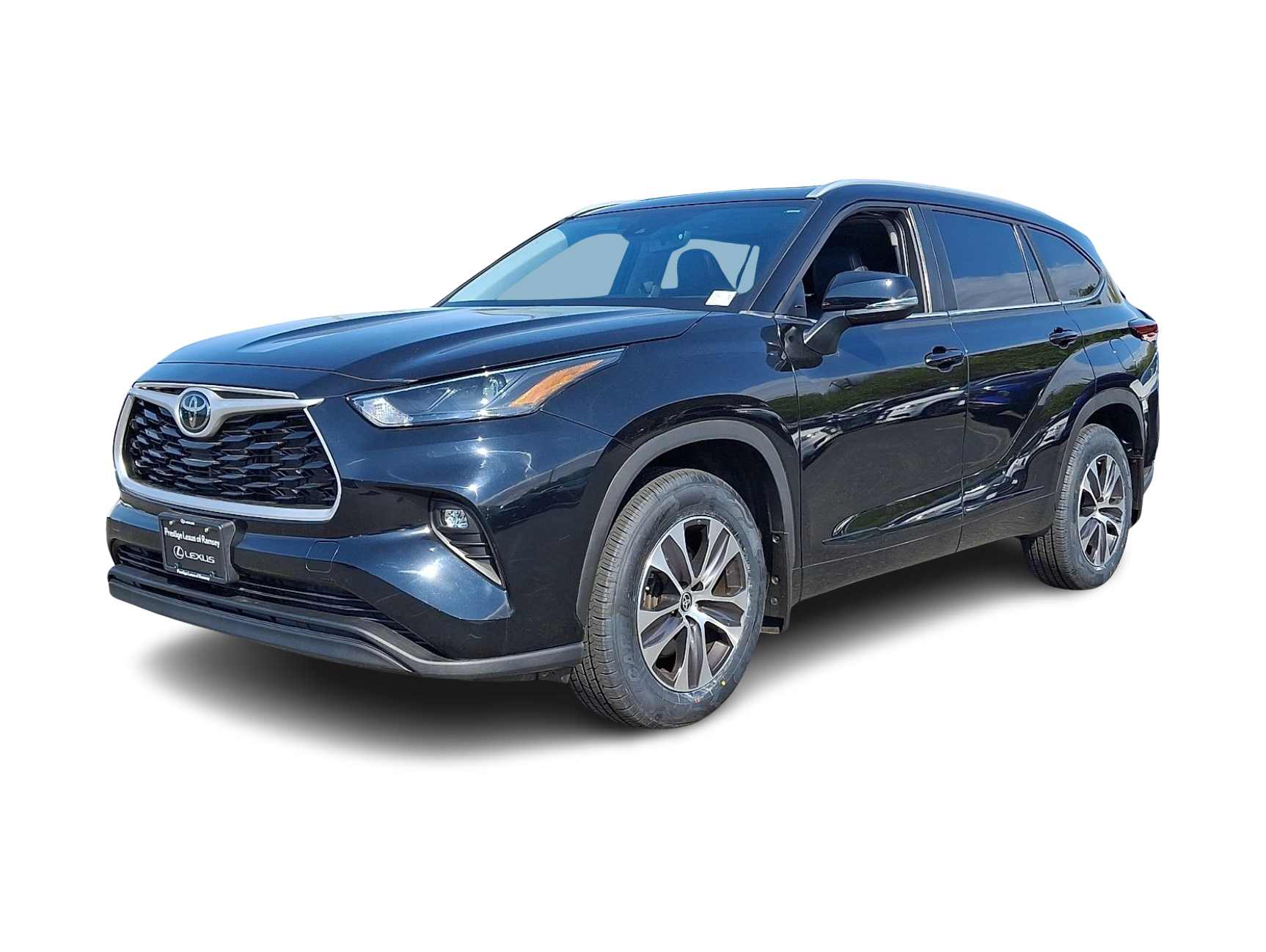 Thumbnail: 2023 Toyota Highlander - 1