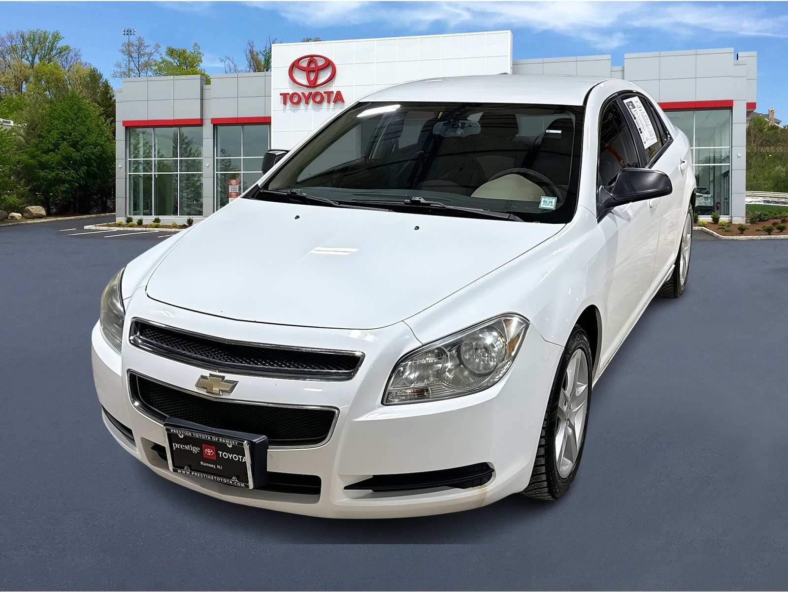 2010 Chevrolet Malibu 1LS's photo
