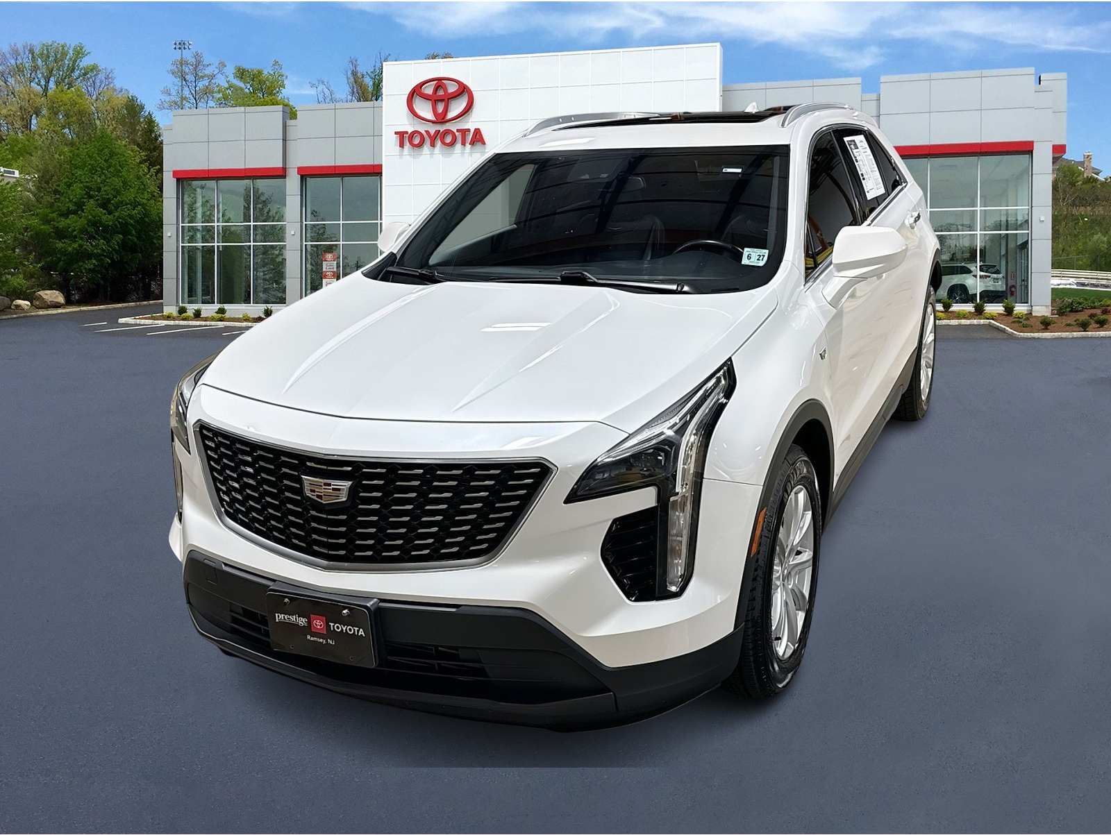 2022 Cadillac XT4 Luxury