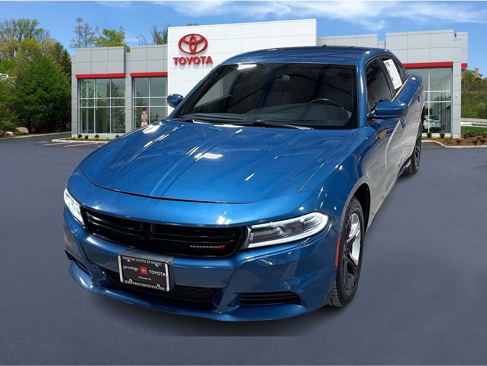 2020 Dodge Charger SXT's photo