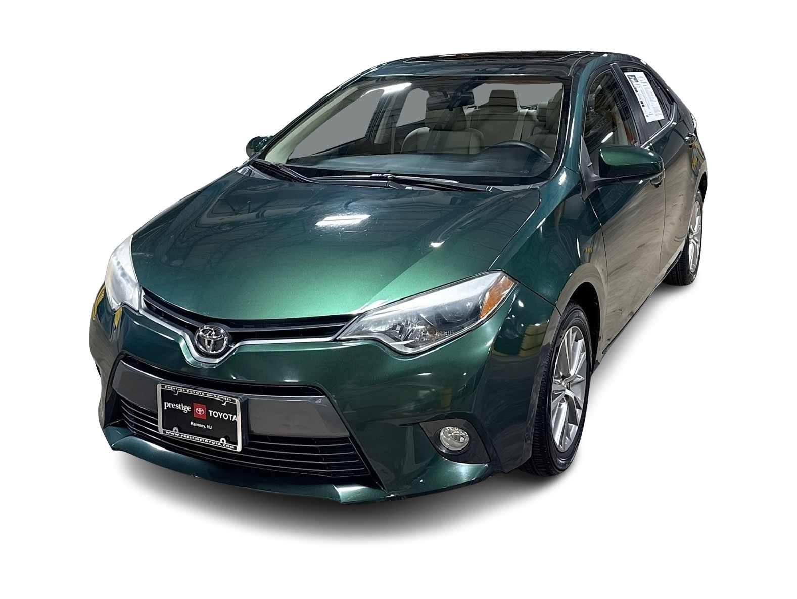 Thumbnail: 2015 Toyota Corolla - 1
