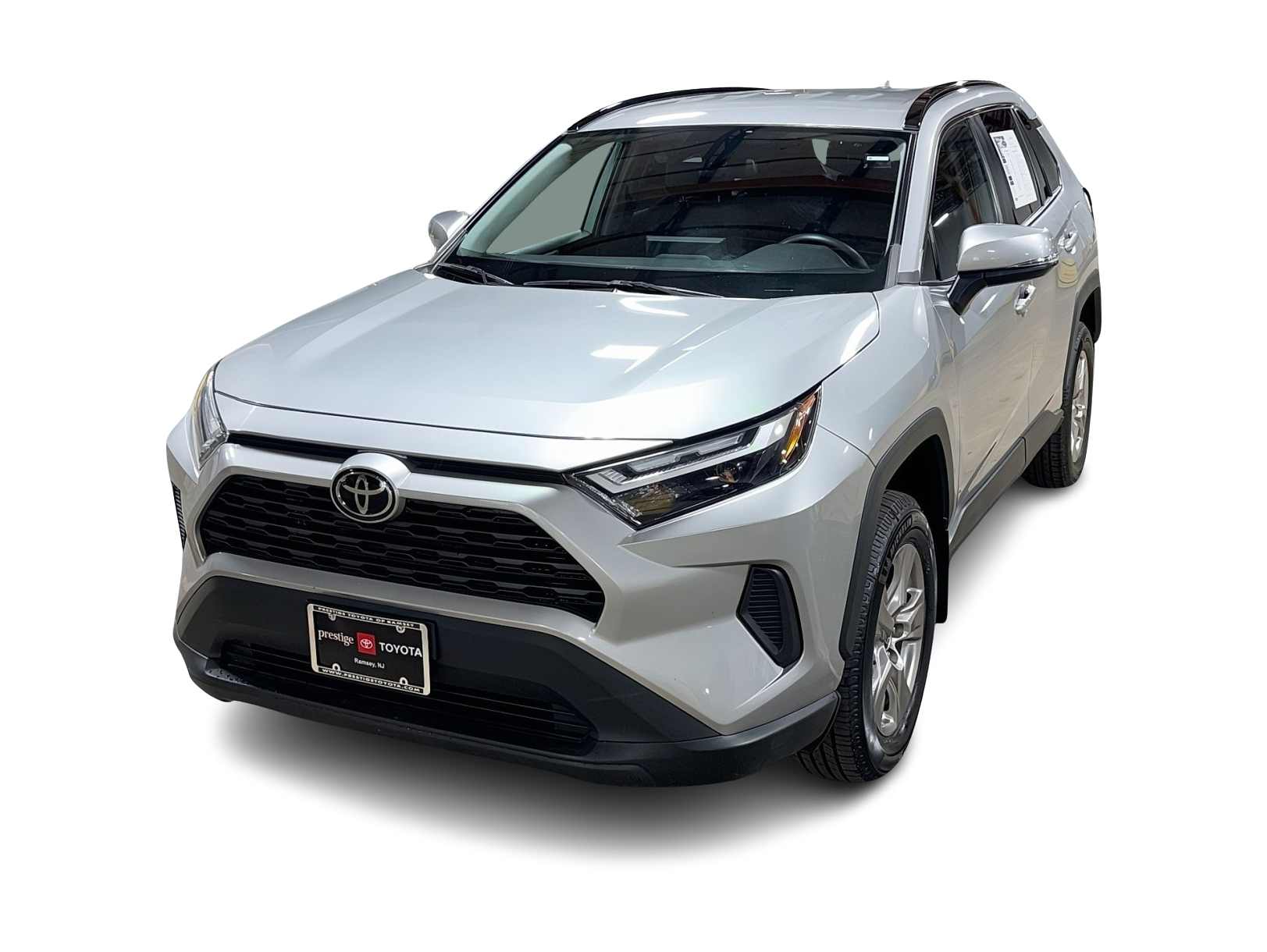 Thumbnail: 2022 Toyota RAV4 - 1