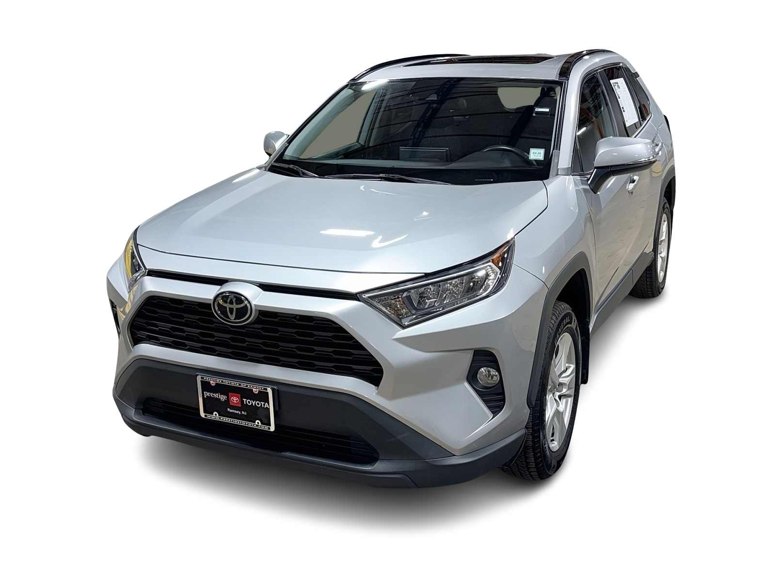 Thumbnail: 2020 Toyota RAV4 - 1