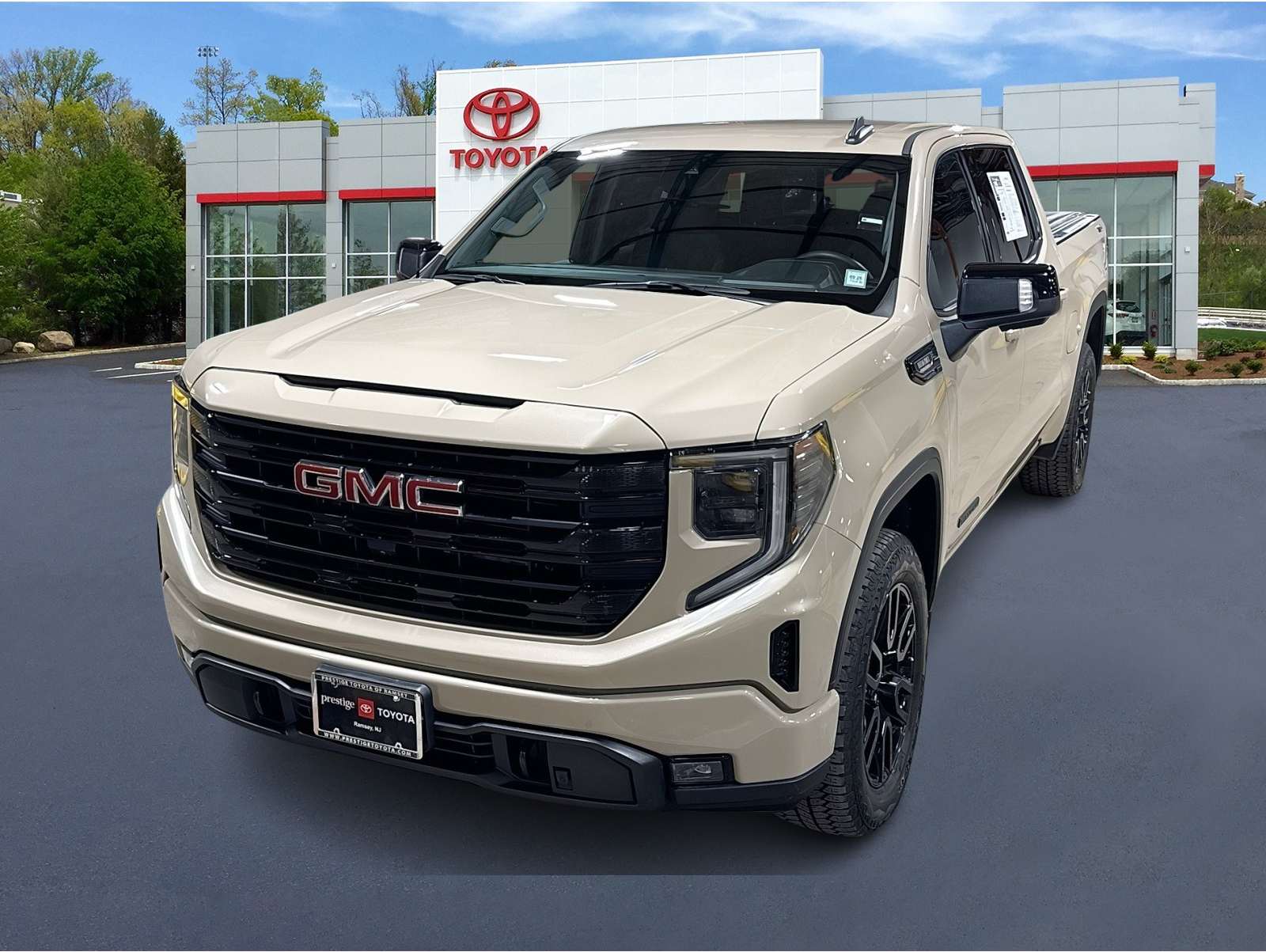 2022 GMC Sierra 1500 Elevation's photo