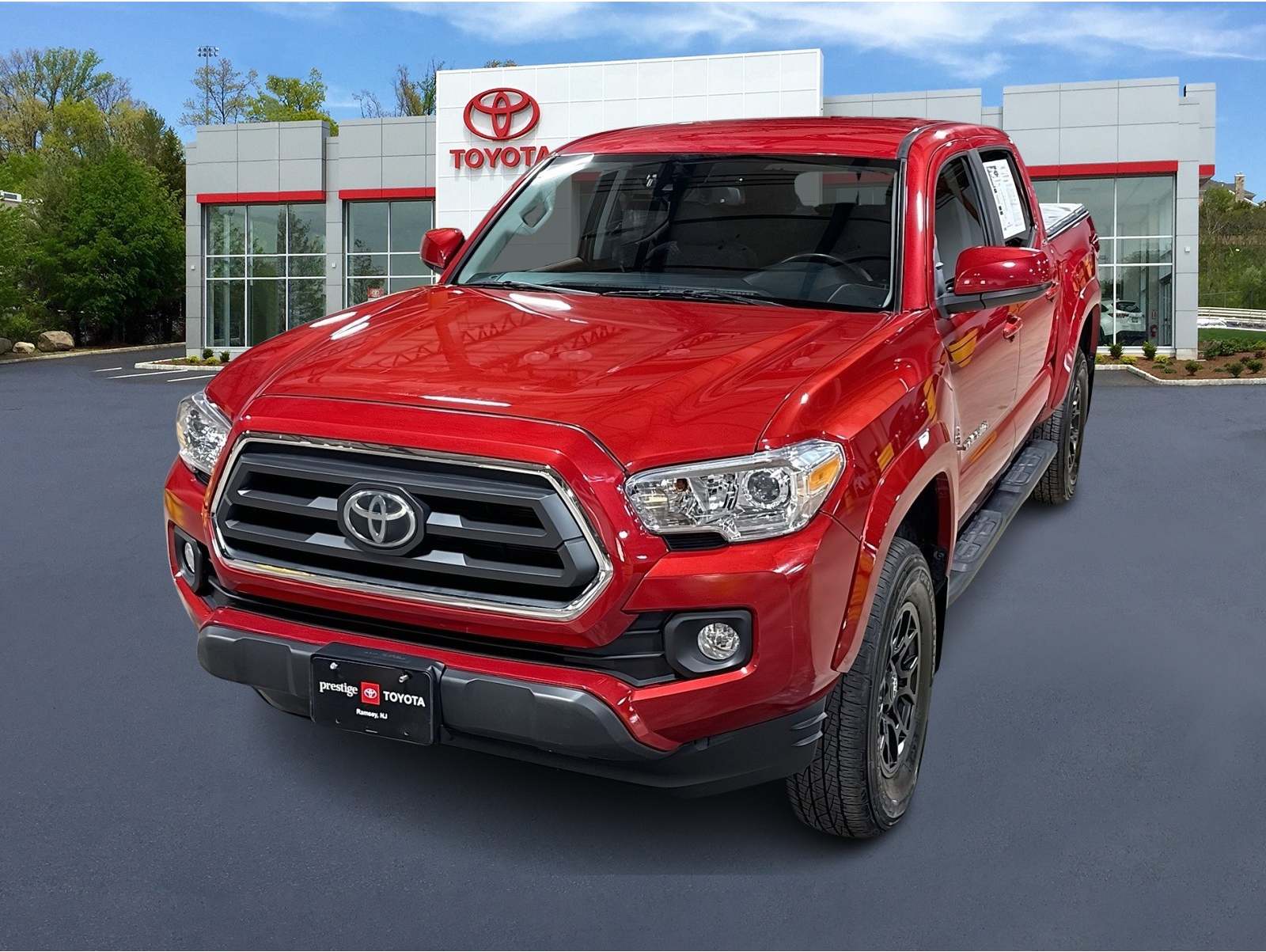 2020 Toyota Tacoma SR5's photo