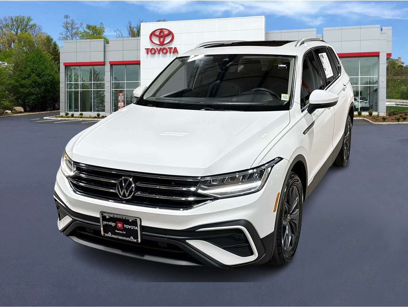 2022 Volkswagen Tiguan SE
