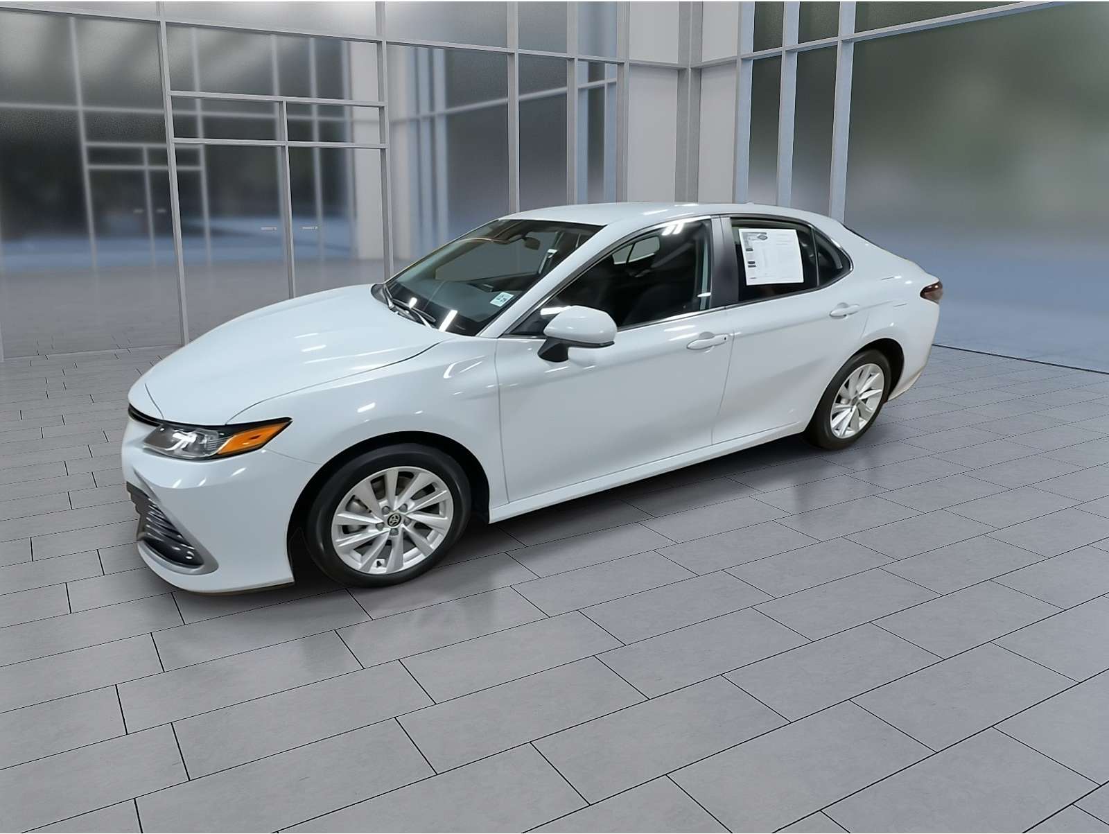 2024 Toyota Camry LE's photo